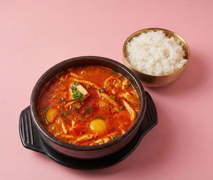 Canh đậu hũ non kèm cơm