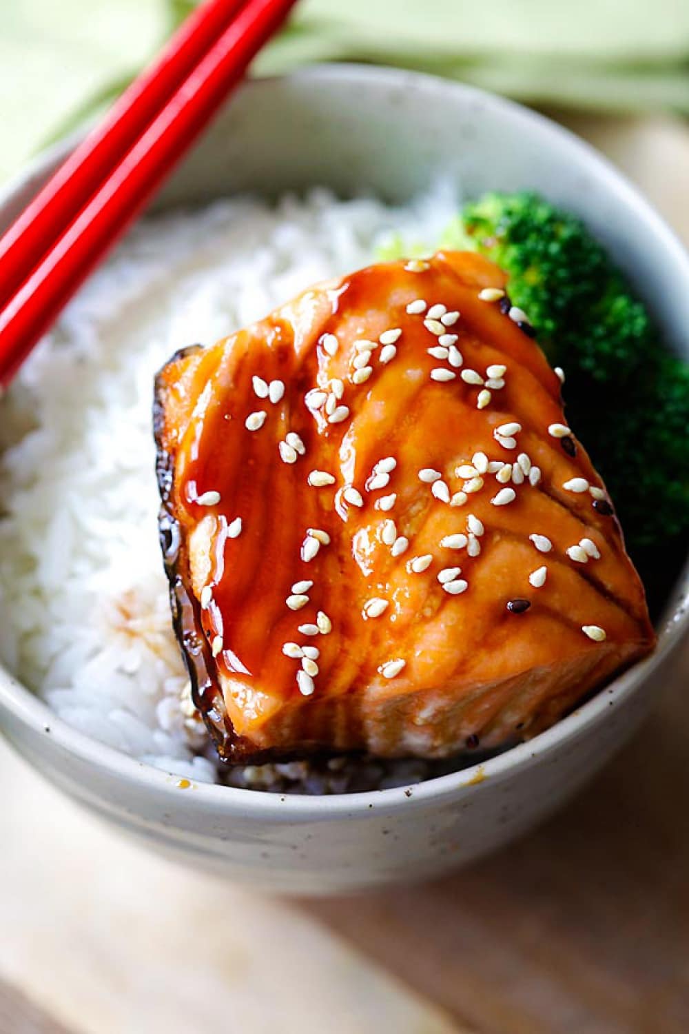 Cơm cá hồi teriyaki