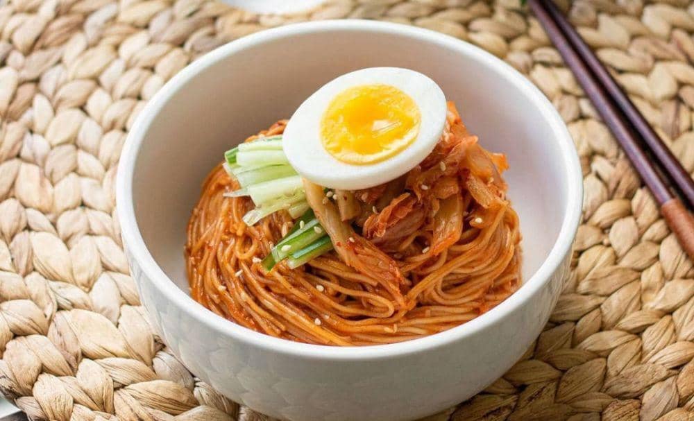 Mì trộn Hàn Quốc