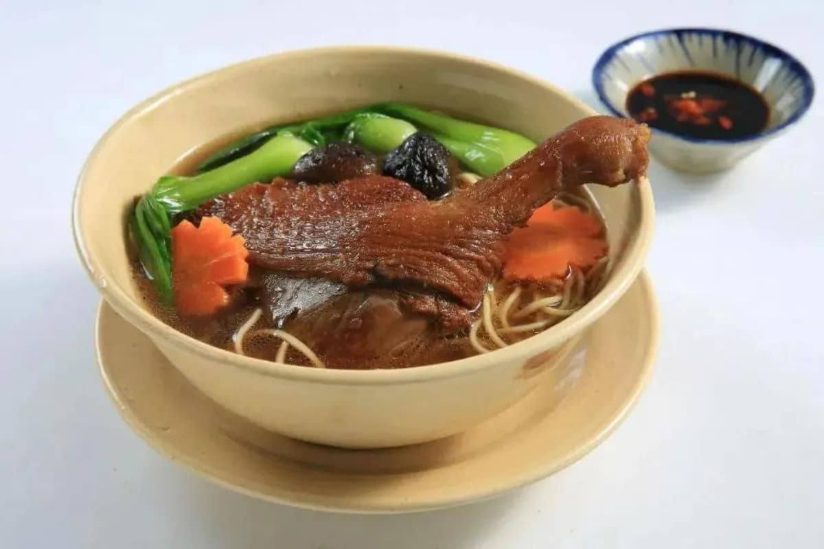 Mì vịt tiềm